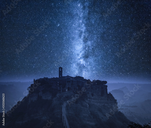 Milky way over Bagnoregio a...