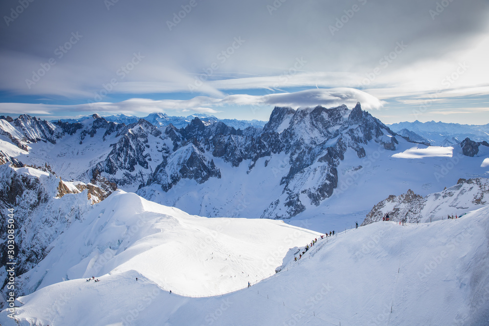 Fototapeta premium Scenic Aiguille du Midi, Chamonix-France
