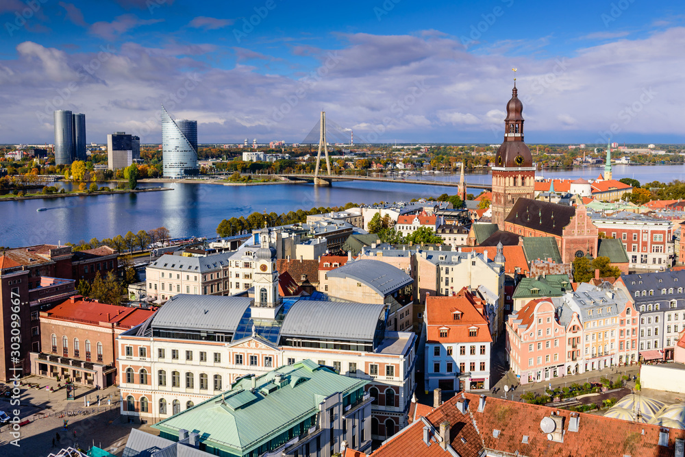 Obraz premium Sightseeing of Latvia. Beautiful aerial view of Riga old town.