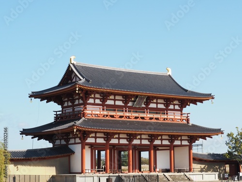 奈良・平城宮跡の朱雀門