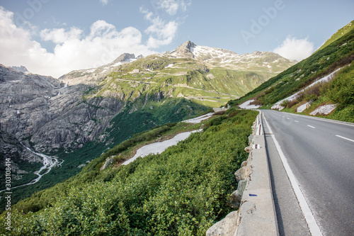 Картината върху платно Andermatt