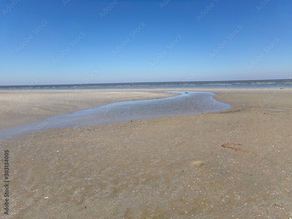 Obraz premium Beach after a heavy rain