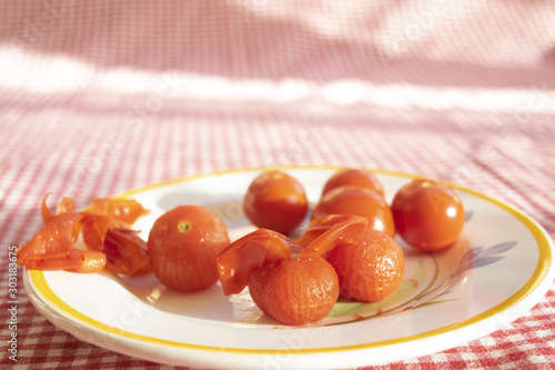 Fotografie peeled pachino tomatoes