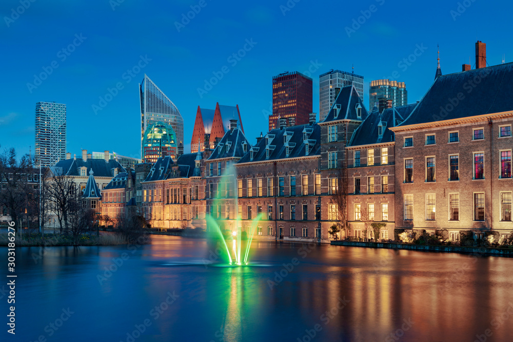 illuminated parliament buildings in The Hague