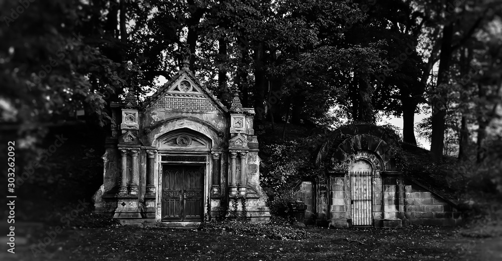 Fototapeta Maseoleum in a cemetery