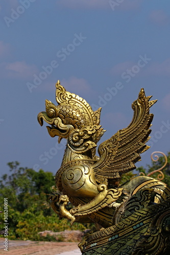 golden dragon statue © William