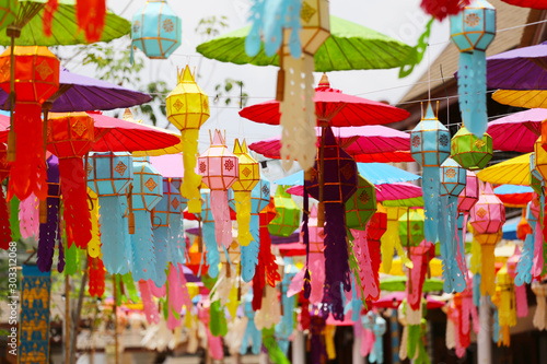 Foto Local lanterns of the north in Thailand.