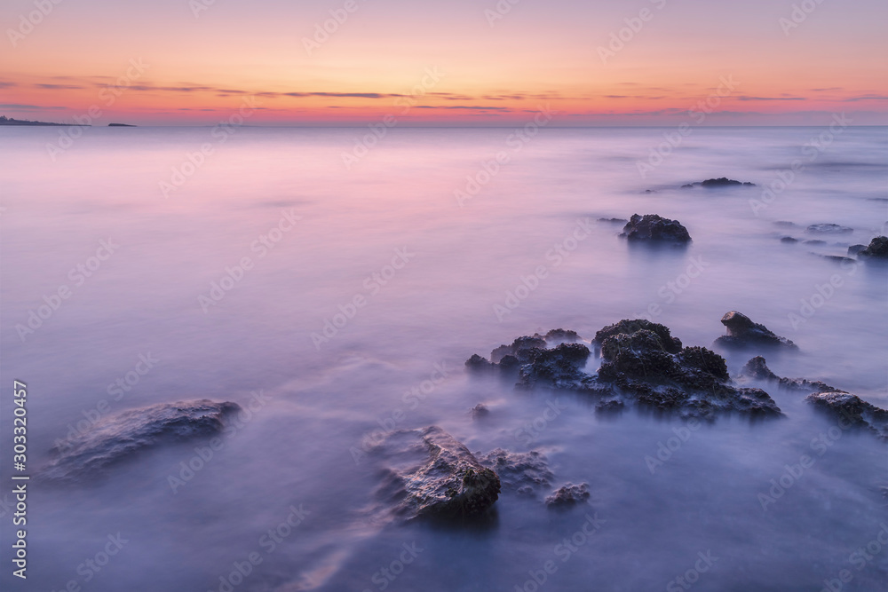 Fototapeta premium Sunrise on the sea