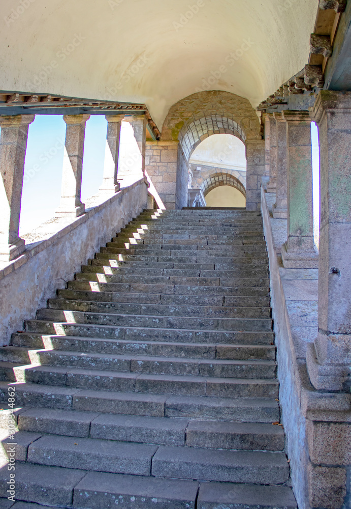 Sainte-Anne-d'Auray. Escalier de la Scala Sancta à la basilique Sainte-Anne. Morbihan. Bretagne	