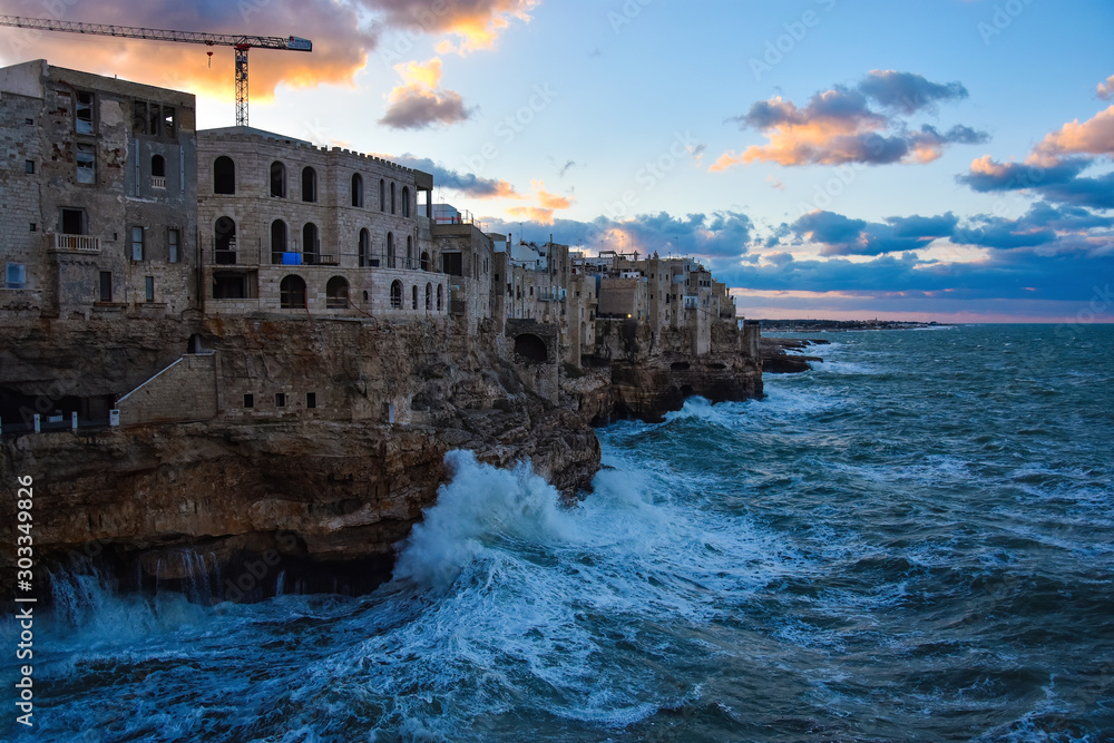 Φωτογραφία Evening winter scenic sight in Polignano a Mare, Bari Province, Puglia region in southern Italy