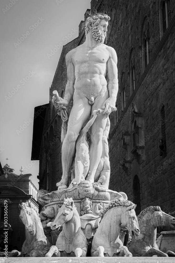 Obraz premium Black and white detail of the Fountain of Neptune, sculpted by Bartolomeo Ammannati in around 1560, and preserved in Florence, Italy