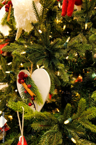 Special Christmas decorations for interiors