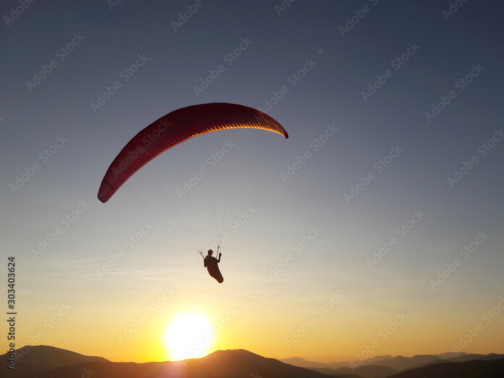 parachute coucher de soleil parachute coucher de soleil