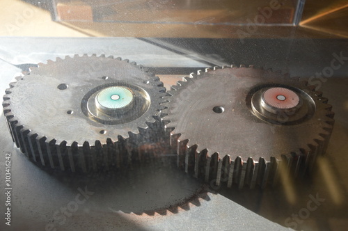 Quadro su tela ruote dentate