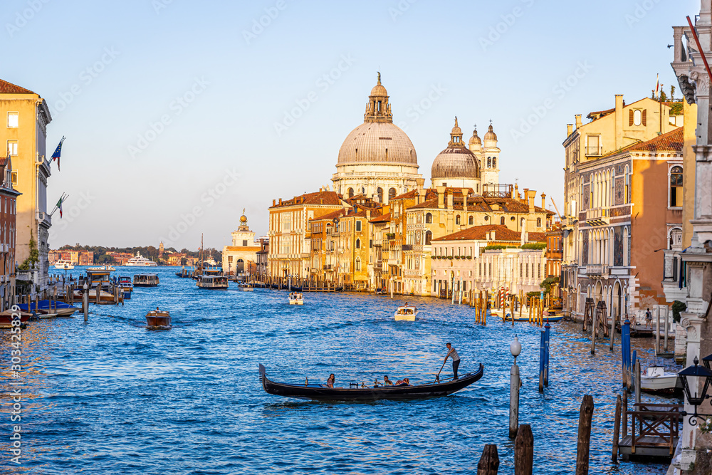 Gondola in sunny day in Venice, Italy - obrazy, fototapety, plakaty 