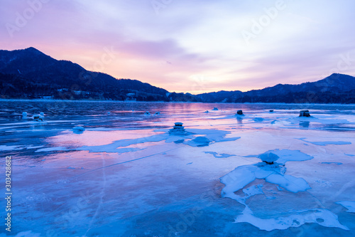冬の糠平湖