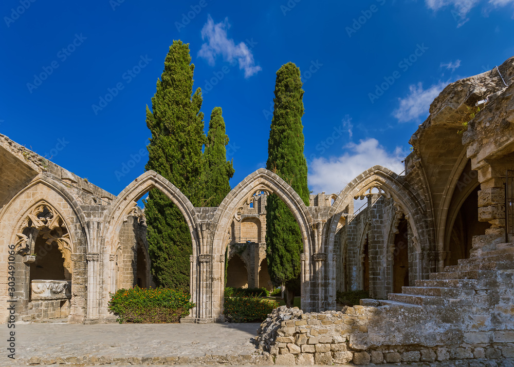 Obraz na plátně Bellapais Abbey monastery - Kyrenia (Girne) Northern Cyprus