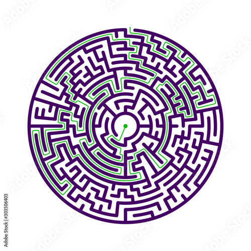 Round labyrinth with soluti...