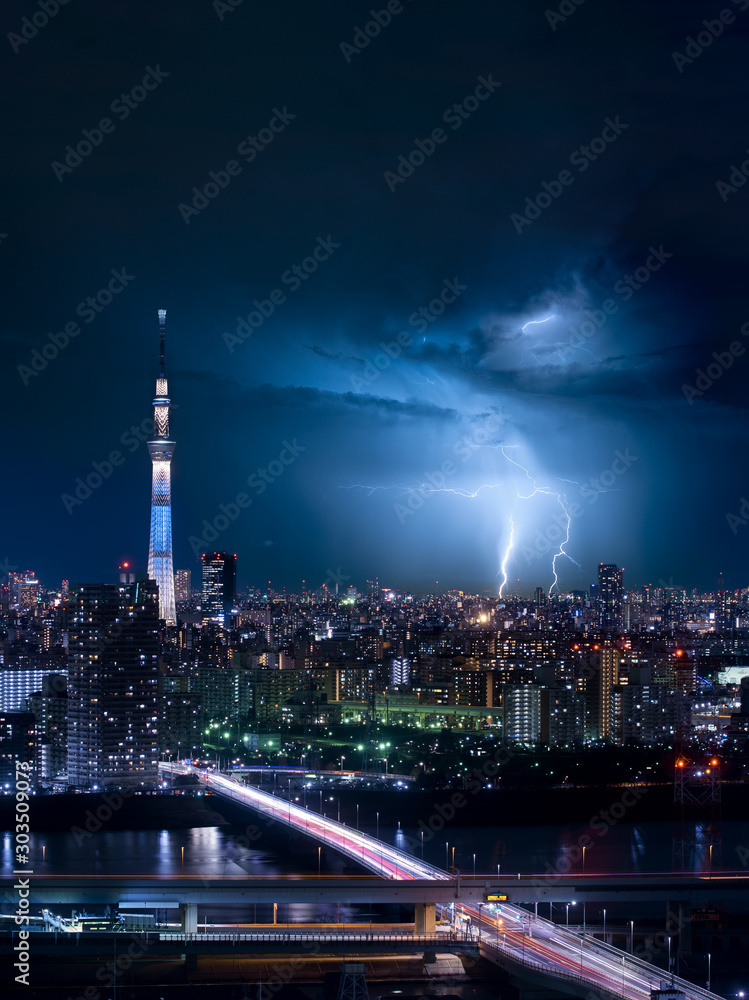 Thunder strom in Tokyo city of Japan