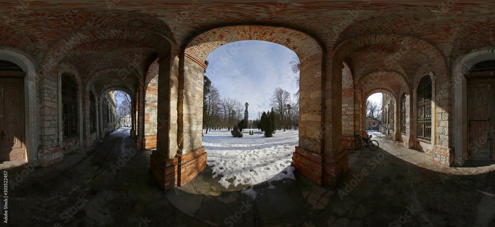 360 Panorama of the Palace in Winter