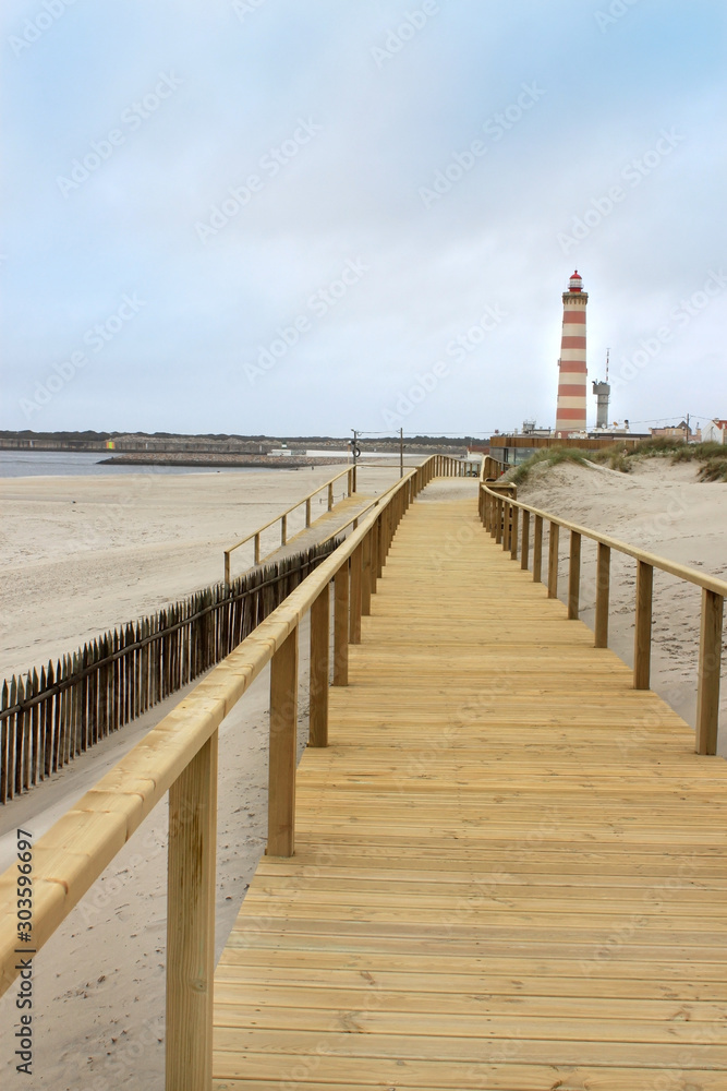 Boardwalk in Praia Barra