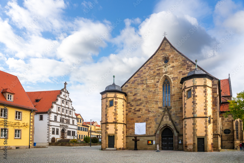 Martin Luther Platz und Kirche, Schweinfurt, Bayern, Deutschland Martin Luther Platz und Kirche, Schweinfurt, Bayern, Deutschland