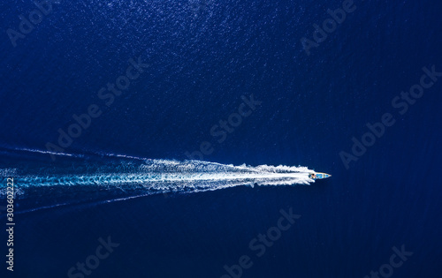 Fotografie, Obraz Fast boat on the sea