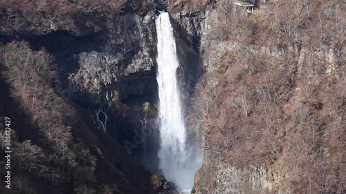 華厳滝