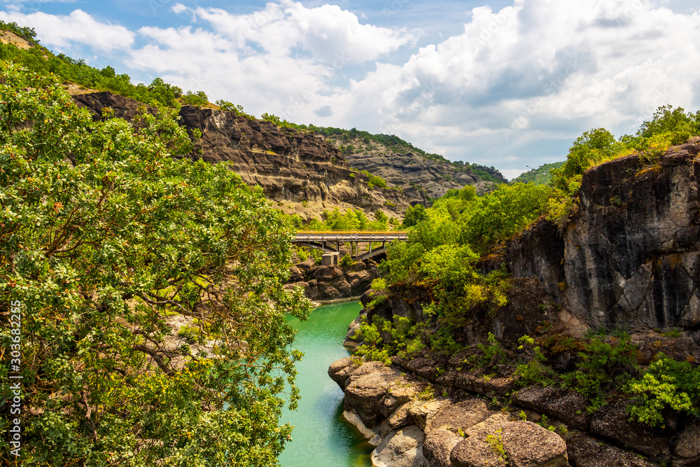 Φωτογραφία Venetikos River view near the village of Eleftherochori, Grevena Municipality, W