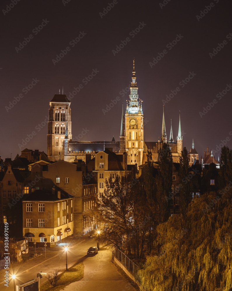 architecture gdansk, old city in europe at night