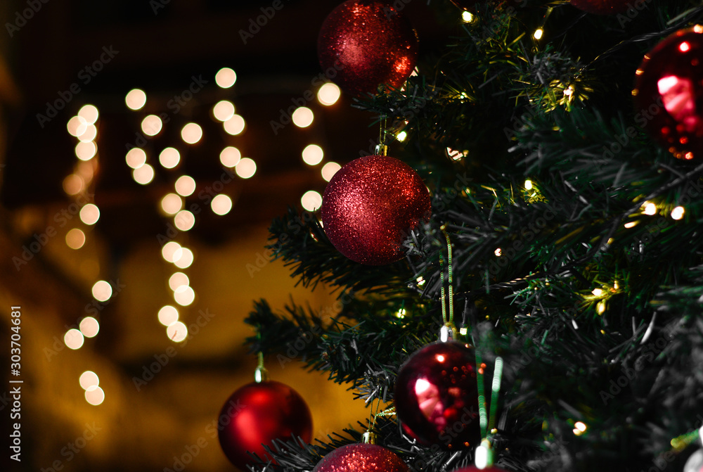 christmas light bulbs on a christmas tree christmas light bulbs on a christmas tree