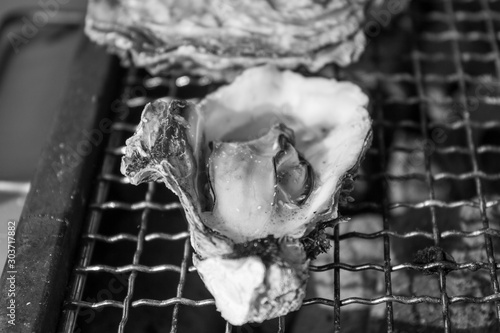 焼き牡蠣 広島産 ぐつぐつ oyster hiroshima