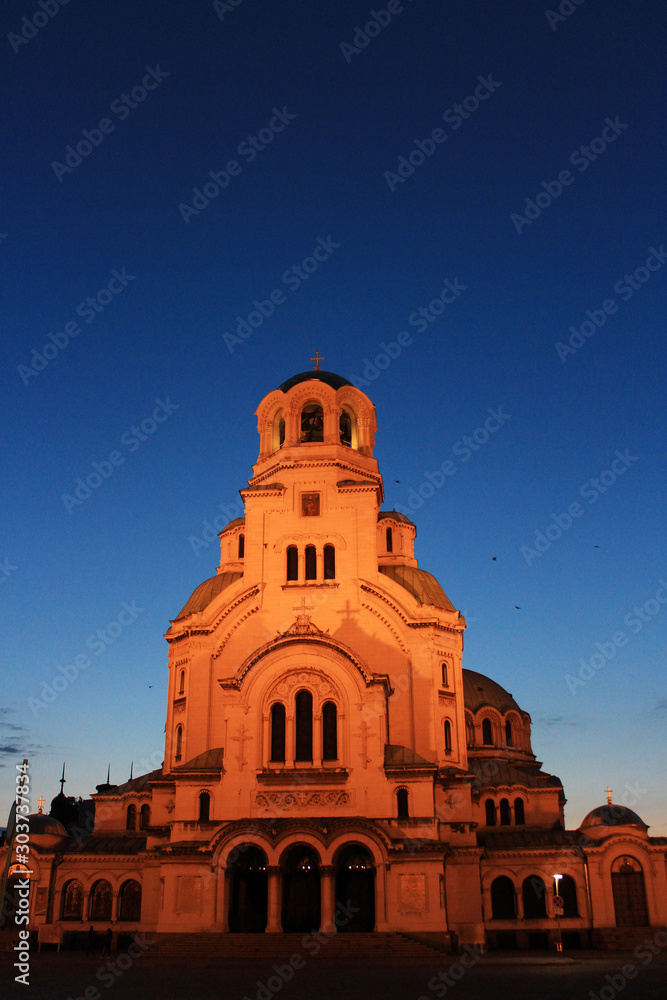 ブルガリア　早朝のアレクサンドル・ネフスキー大聖堂