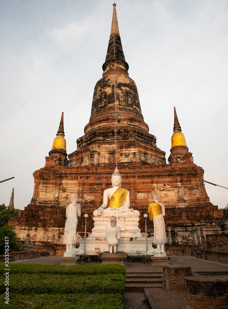 Fototapeta premium Wat Yai Chai Mongkhon, a Buddhist temple of archaeological park, Ayutthaya, Thailand
