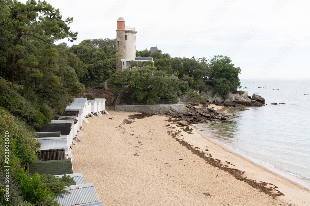 Samolepka Noirmoutier sand beach bath white cabins lighthouse Plage des Dames france