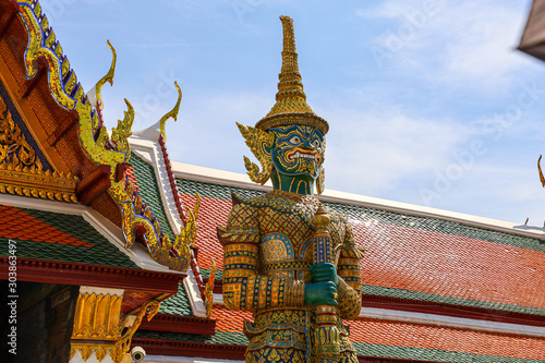 BANGKOK/THAILAND - 18th Nov, 2019 : Travelling to Emerald Buddha Statue, Grand Palace, Bangkok, Thailand. © Tony Wu Photography