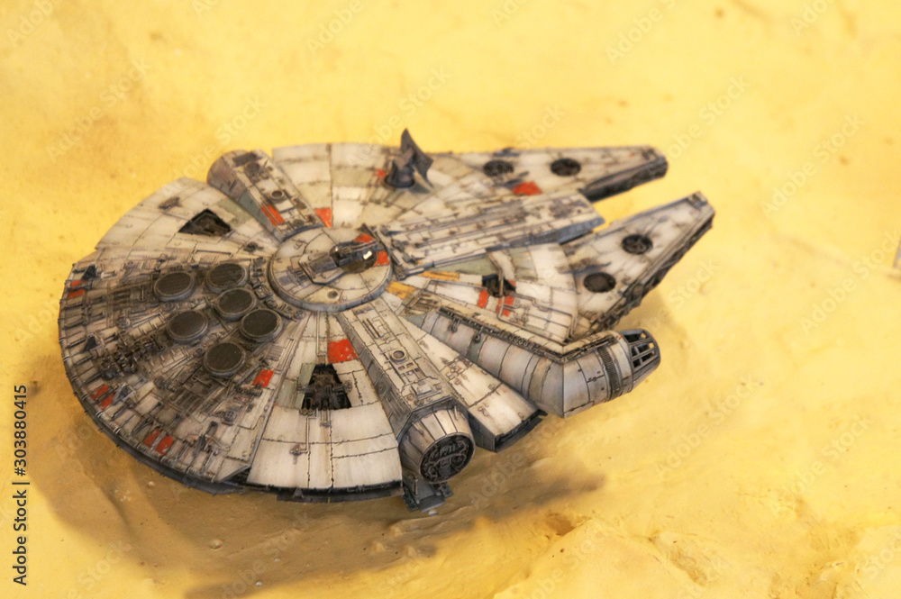 Naklejka premium KUALA LUMPUR, MALAYSIA -NOVEMBER 3, 2018: Selected focused scale model of Millennium Falcon space ship from Star Wars franchise movies. The model displayed by the collector for the public. 