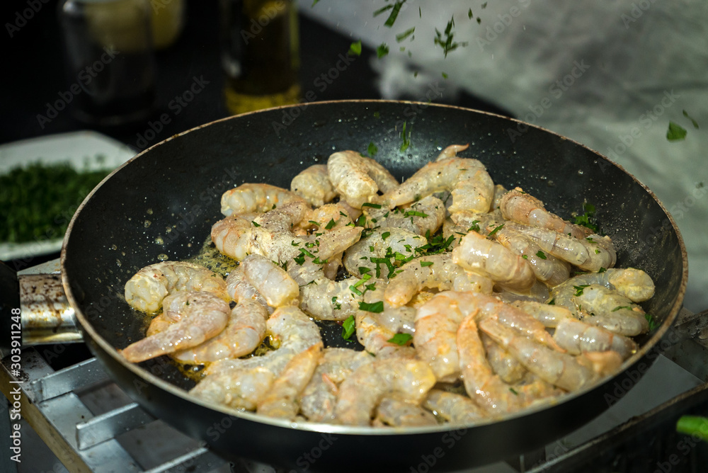 CAMARONES CAMARONES