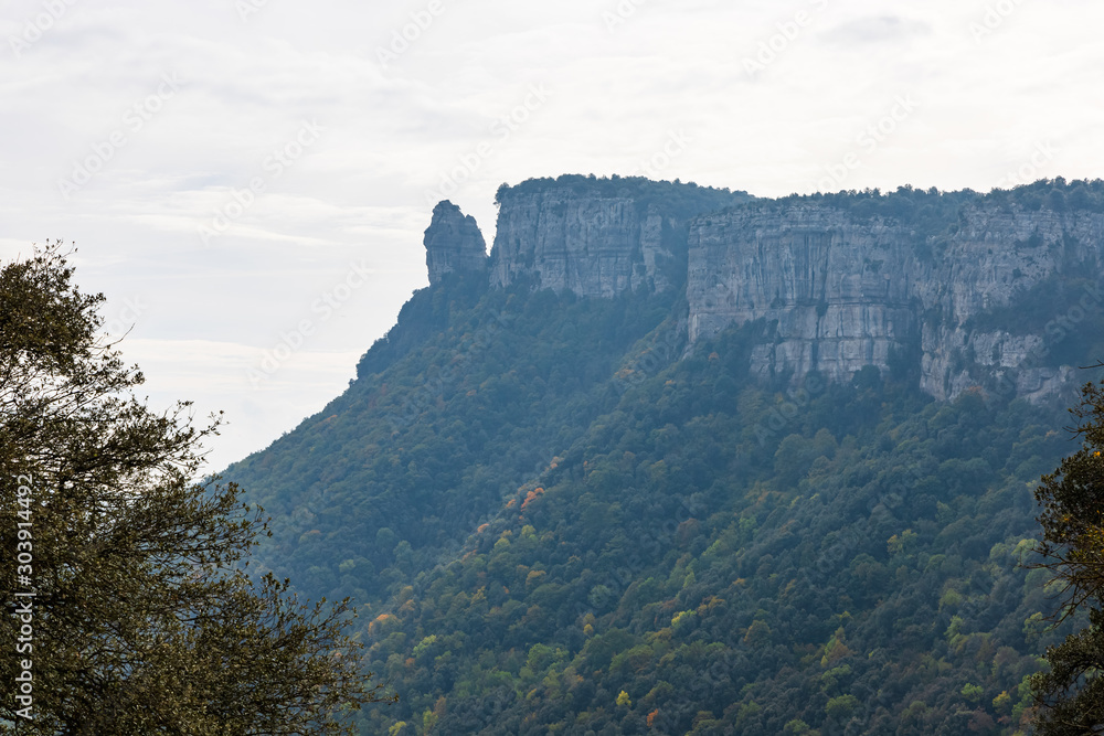Naklejka premium Cliffs of Collsacabra - Les Guilleries