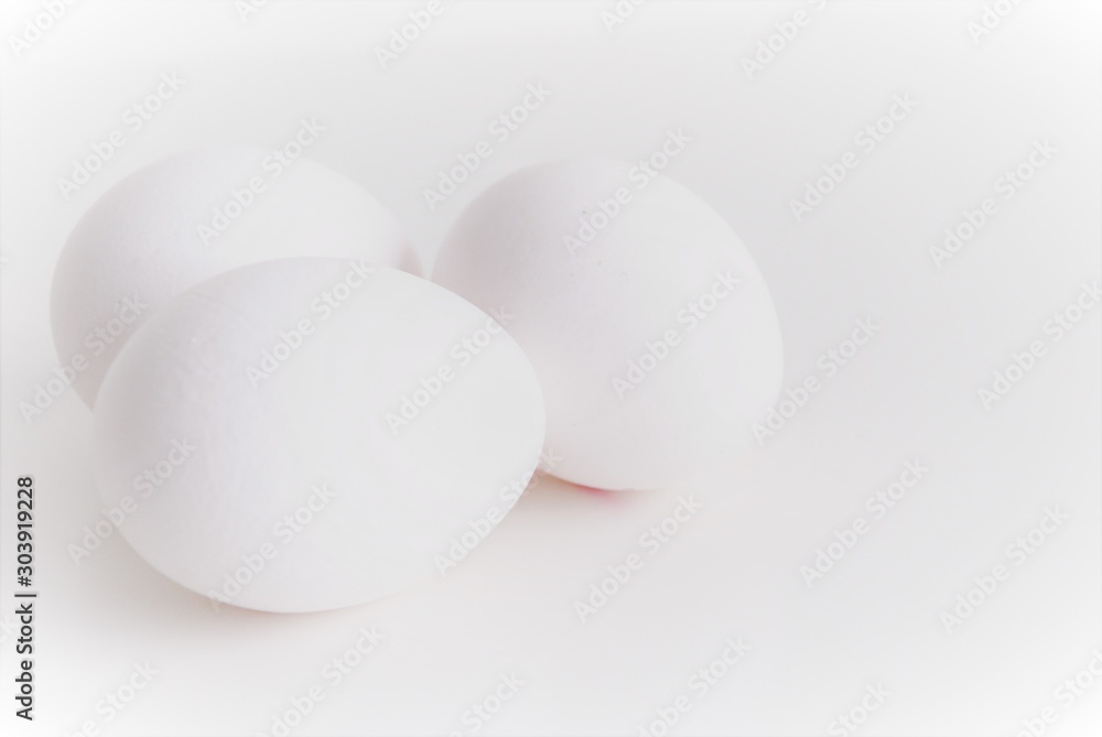 three white eggs three white eggs