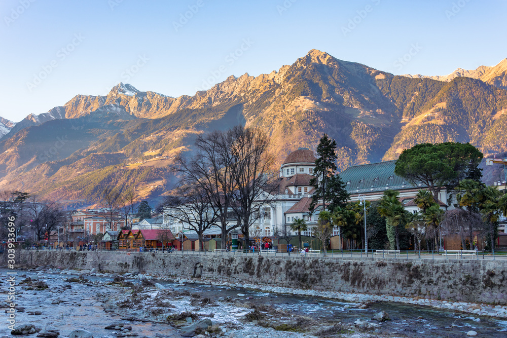 Φωτογραφία Merano Christmas market in the late afternoon, Trentino Alto Adige