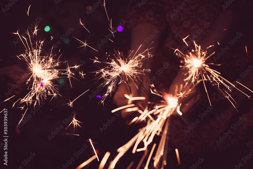 Fototapeta premium girl and bengal lights