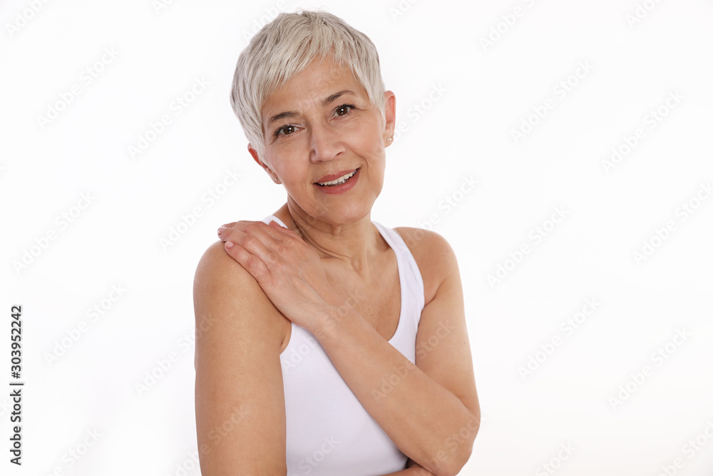 Φωτογραφία Beautiful skin older woman. Self love and care concept