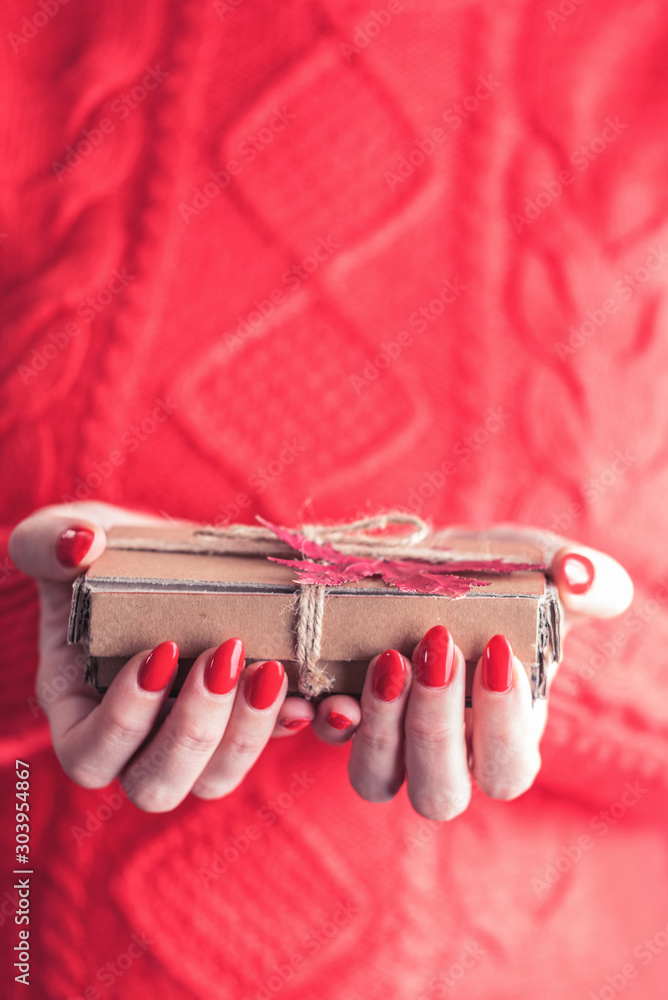 Fotografie Beautiful cardboard decorative box