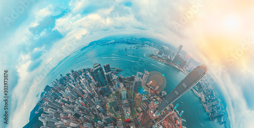 widok-architektury-hongkongu-z-duzego-kata