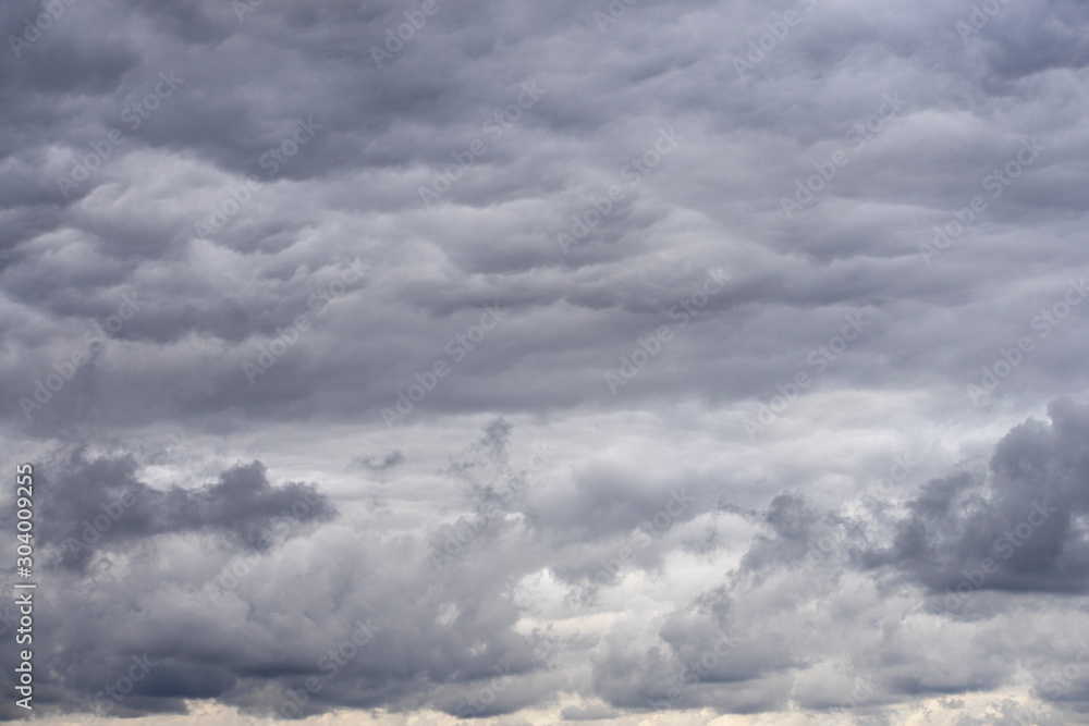 Obraz premium cloudy sky before the rain