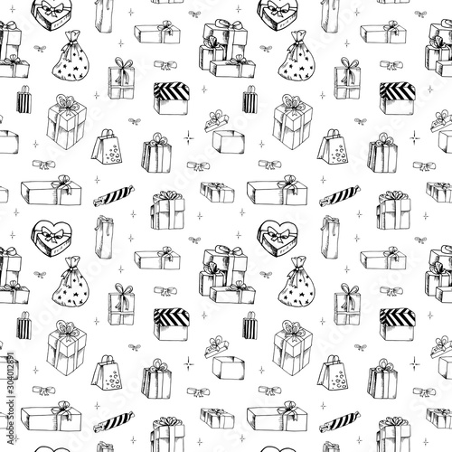 Gifts doodle pattern. Hand drawn gift boxes on transparent backdrop. Seamless vector background. Winter elements for design.