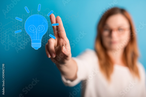 touching light bulbs, new i...