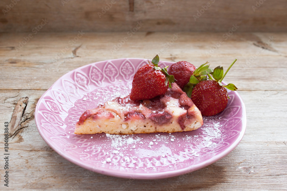 Round strawberry pie with fresh strawberries slice on plate dish on wooden table background Round strawberry pie with fresh strawberries slice on plate dish on wooden table background