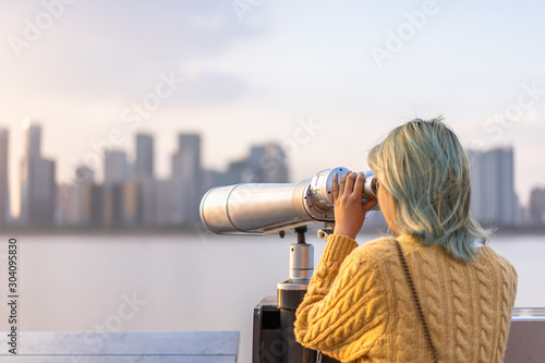 Quadro em tela girl with telescope